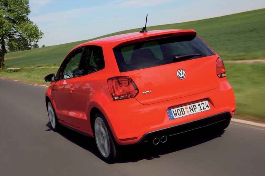  Volkswagen Polo GTi 2010 года  (фото 7 из 19)